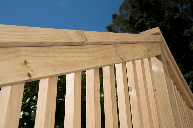 Fence Rail Repair detail